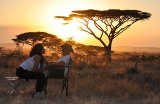 Honeymoon-safari-couple-having-fun
